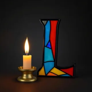 Candles — letter L