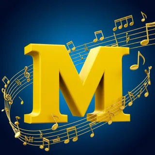 Gold music notes — letter M (variant 2)