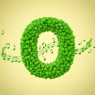 Green hearts — letter O (variant 2)
