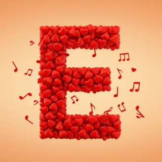 Red hearts — letter E (variant 2)