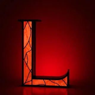 Stained glass red — letter L
