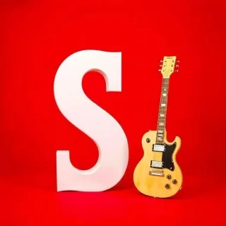 Guitar — litera S