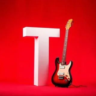 Guitar — litera T