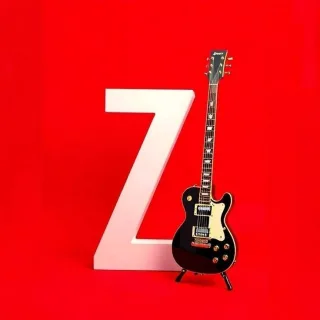 Guitar — litera Z