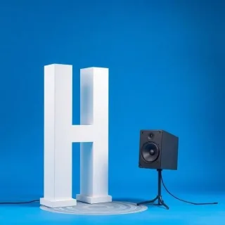 Speakers — litera H