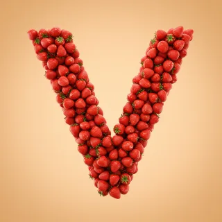 Strawberries 3 — litera V (wariant 2)
