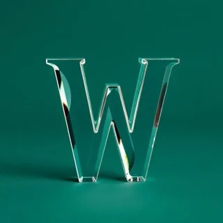 White glass — litera W