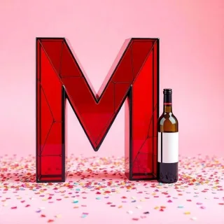 Wine 2 — litera M